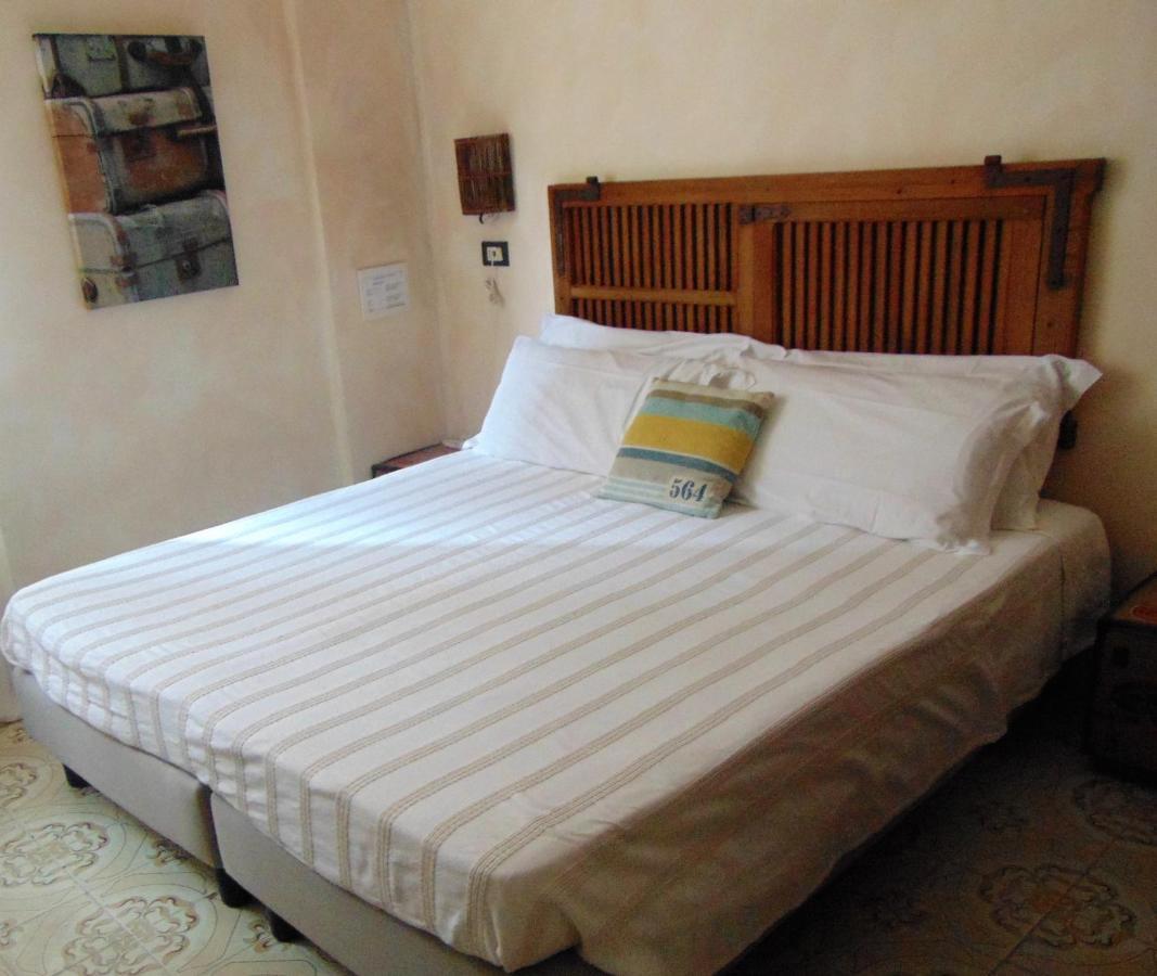 L'Antico Borgo Elena Noli Hotel Екстериор снимка