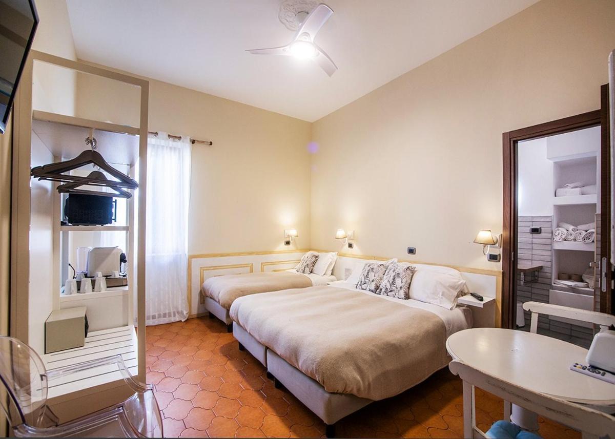 L'Antico Borgo Elena Noli Hotel Екстериор снимка
